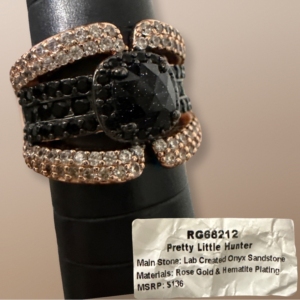 Bomb party untamed pretty little hunter onyx sandstone on rose gold sz 6